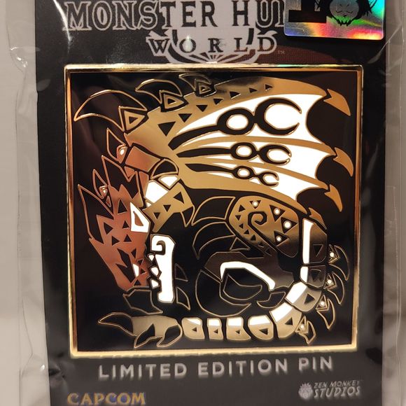4x Official Monster Hunter World Pins Nargacuga Zinogre Teostra Rathalos - Picture 4 of 5